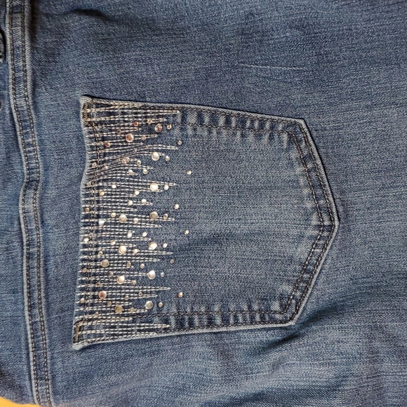 Women's size 18 apt 9 boot cut jeans - Picture 3 of 4